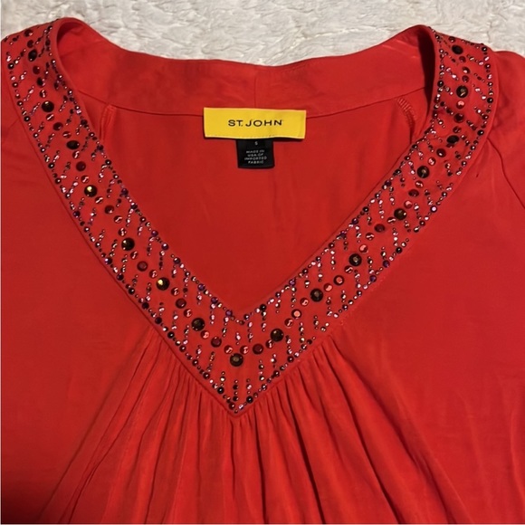 Vintage Women’s St John Orange woman's short sleeve top. Beaded v-neck. Sz small - Picture 2 of 6